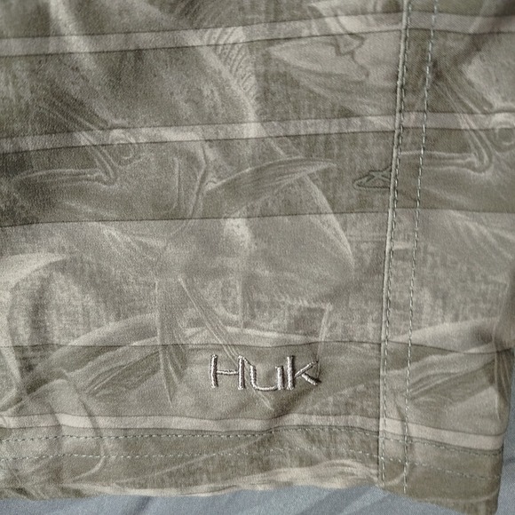 HUK Gray Fish Performance Board Shorts Mens 38 Fishing Sporty Outdoor Swim - Picture 5 of 8